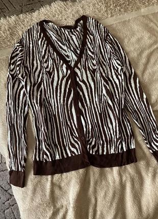 Кардиган на ґудзиках зебра