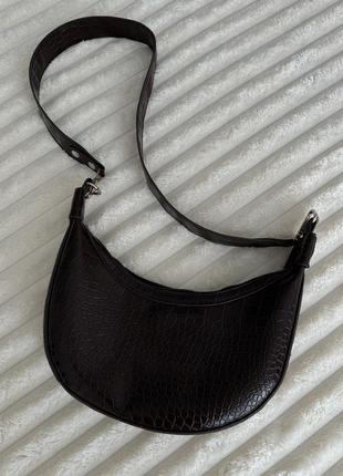 Сумка через плечо шоколадного оттенка