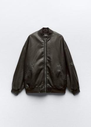 Куртка-бомбер с ношенным эффектом коричневая zara new