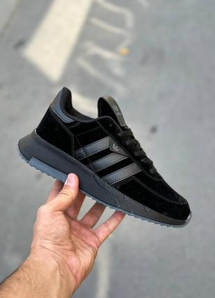 Кроссовки adidas 3