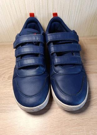 Кросівки adidas 39,5 розмір