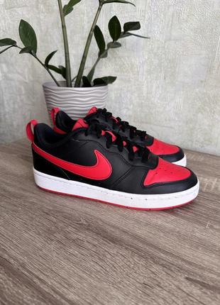 Фірмові кросівки  nike оригінал
