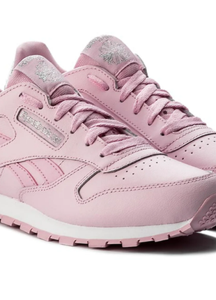 Кроссовки reebok. новые.