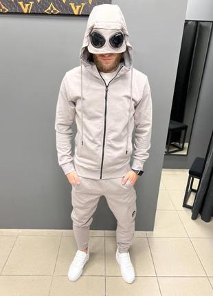 Спортивный костюм в стиле cp company
