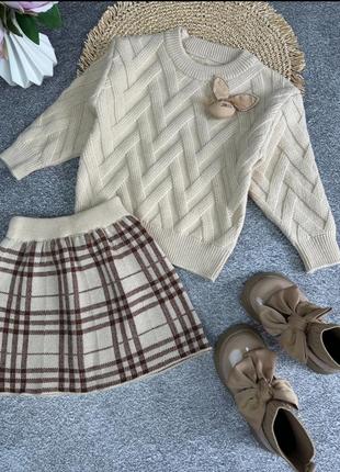 Стильный образ двойка в наличии 
кофточка + юбка ткань -плотная машинная в | повязка