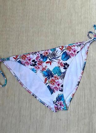 Купальні трусики бікіні
