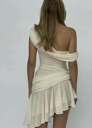 Плаття легке, яскравіше з відкритими плечима4 фото