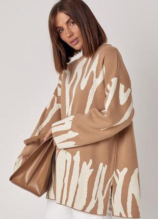 Жіночий oversize джемпер із розводами
