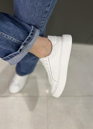 Женские кеды из натуральных кожи белые5 фото