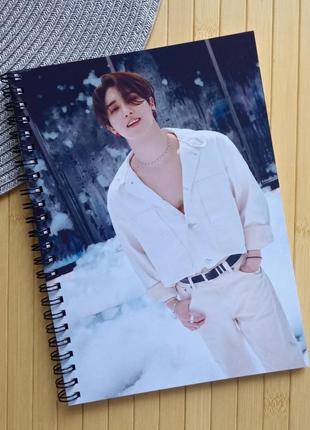 Зошит хан джі сон han stray kids на пружині 18121