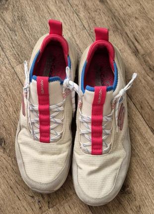 Кроссовки sketchers в хорошем состоянии. 41 размер