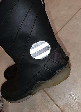 Сапоги резиновые с вкладышами, светятся, резинки