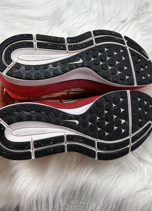 Женские оригинальные беговые кроссовки nike7 фото