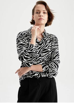 Zara кежуал сорочка