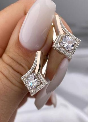 Серебряные серьги с золотом и фианитами