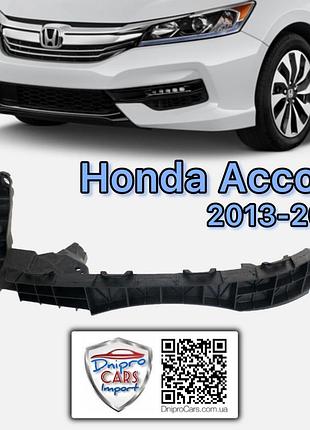 Honda accord 2013-2017 левое крепление под фару переднего бампера, 71190t2aa01