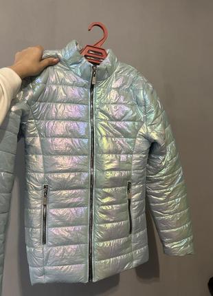 Куртка жіноча