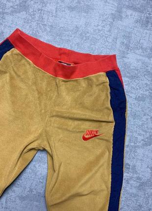 Флисовые спортивные штаны nike (женские)3 фото