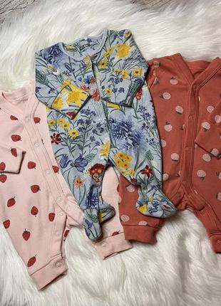 Набор человечков для девочки новорожденного (для маловесных, недоношенных деток 2-2,5 кг) состояние новых