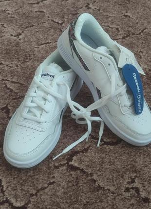 Жіночі кеди reebok