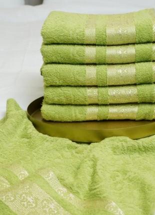Рушники лицьові і банні махрові