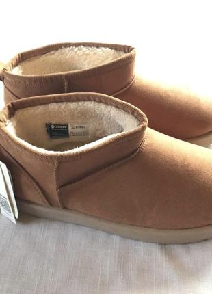 Уггі cropp