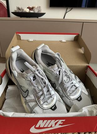 Кросівки nike