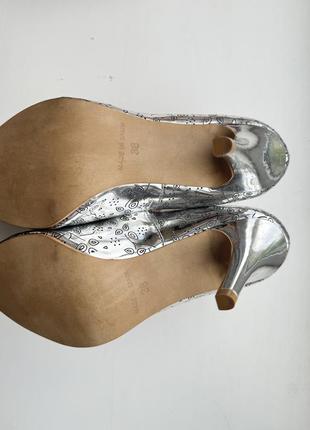 Туфлі срібні patrizia dini довжина устілки 23 см7 фото