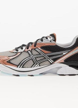 Abbigliamento asics shop