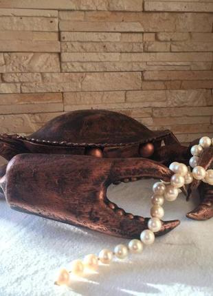 Кованая тарелка-кольцо в виде краба