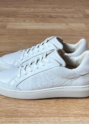 Нові шкіряні кросівки belstaff 37 розміру