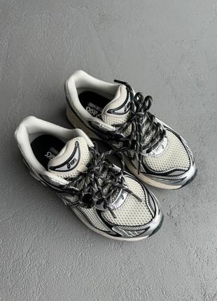 Кроссовки asics 1972-2160 silver/beige/dark green кроссовки ассикс5 фото