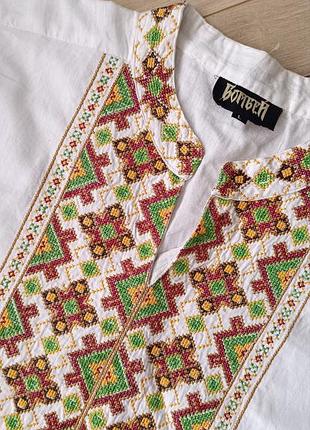 Вишивана сорочка для чоловіка