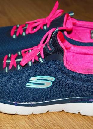 Кроссовки skechers размер 38, стелька 25 см