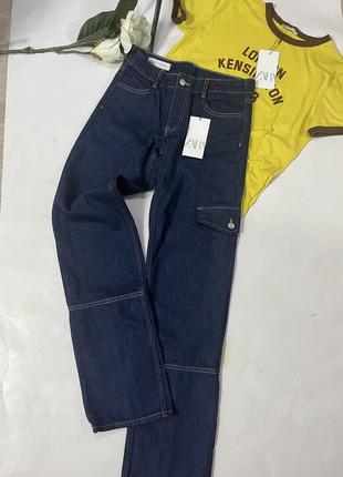 Стильні джинси zara з великими кишенями