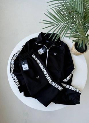 Костюм fred perry оригінал на лампасах олімпійка та штани