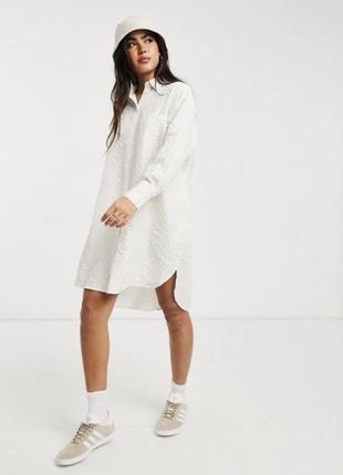 Платье рубашка в стиле owersize белое