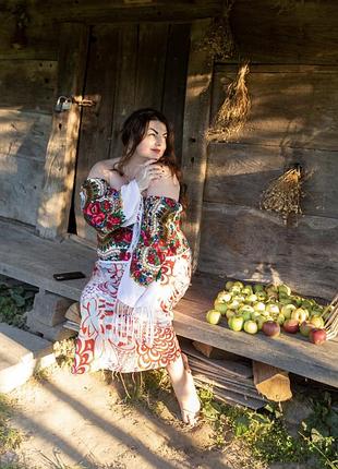 Корсет с национальными мотивами