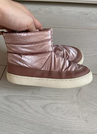Дутики zara. сапожки zara.