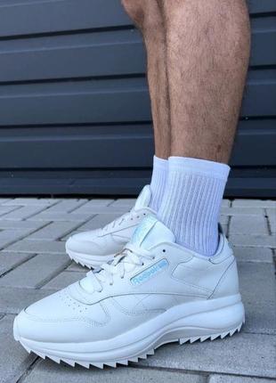 Кроссовки reebok classic gy7191
цвет белый