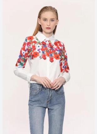 Біла сорочка з квітами