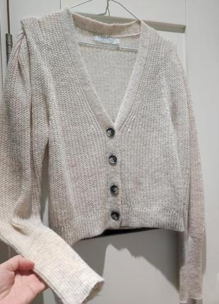 Стильный кардиган, в составе 20% шерсти и 10% мохера