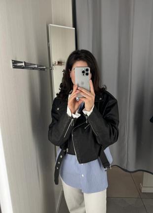 Кожанка від zara в наявності
