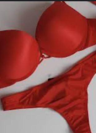 Комплект белья  lise marie бюстгальтер с super push up и стринги  красный