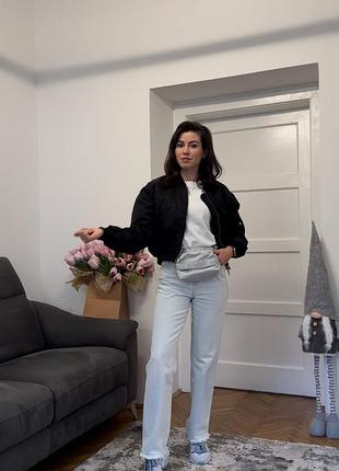Бомбер від zara в наявності