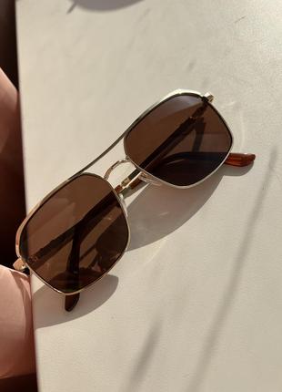 Окуляри жіночі, коричневі