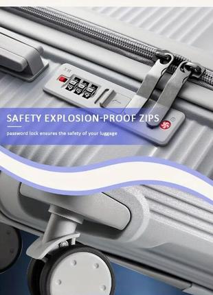 Комбинированный набор из 2 чемоданов