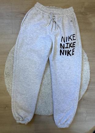 Чоловічі спортивні штани джоггери nike найк на флісі