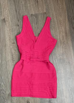 Missguided яскрава стильна коктейльна сукня