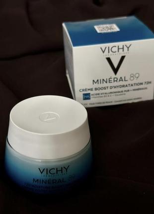 Легкий крем для всех типов кожи лица, увлажнение 72 часа vichy mineral 89 light 72h moisture boosting cream